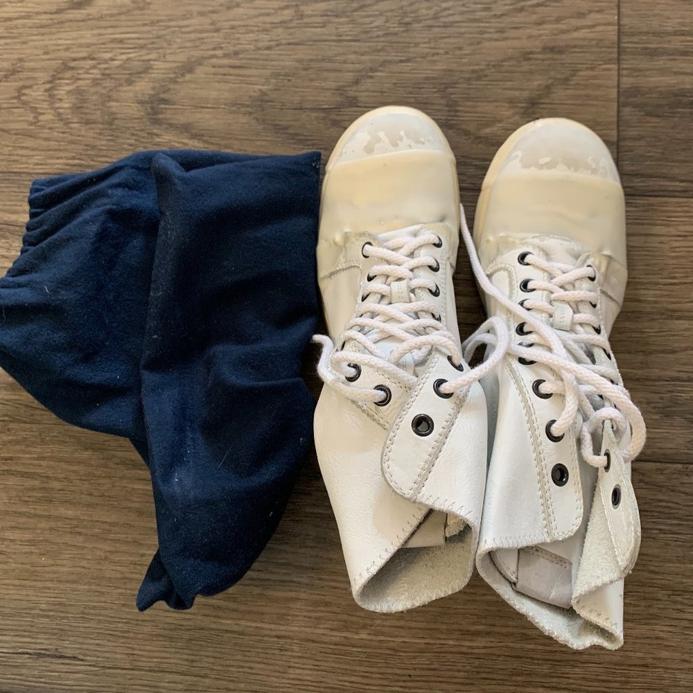 O.X.S 100% Italy made vintage combat boots